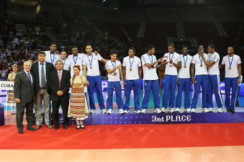 Cuba bronce en la Liga de Voly - 04