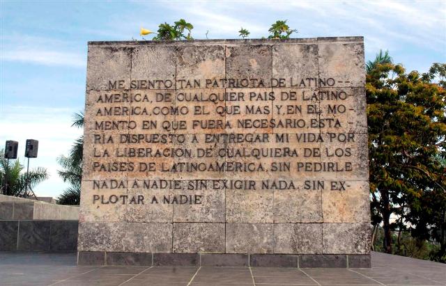 Memorial del Che en Villa Clara - 03