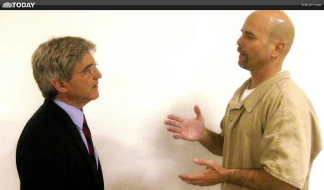 Michael Isikoff de NBC visitó a Gerardo Hernández en la prisión