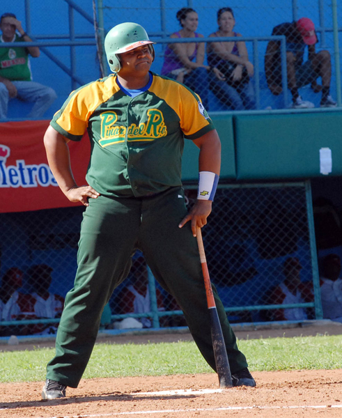 Yosvani Peraza 001