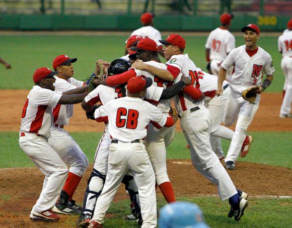 Cocodrilos celebran