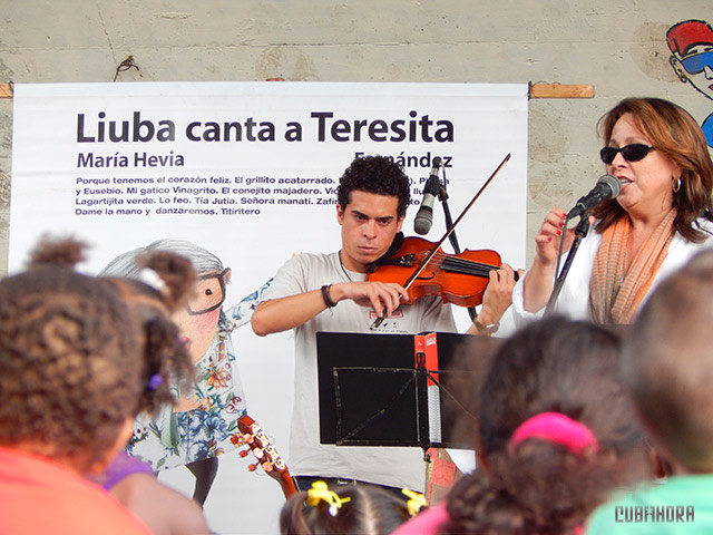 Liuba canta a Teresita 