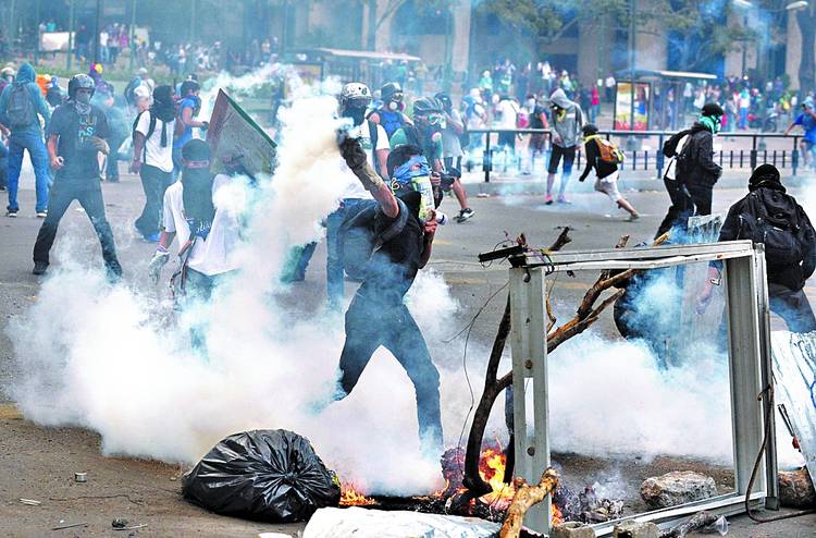 Protestas violentas-Venezuela