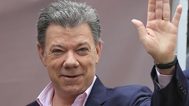 Juan Manuel Santos reelegido presidnete