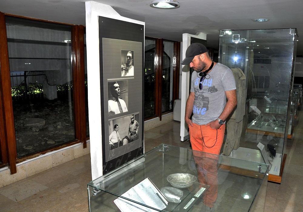 Museo dedicado al Che exhibe fotografías y artículos que acompañaron al guerrillero