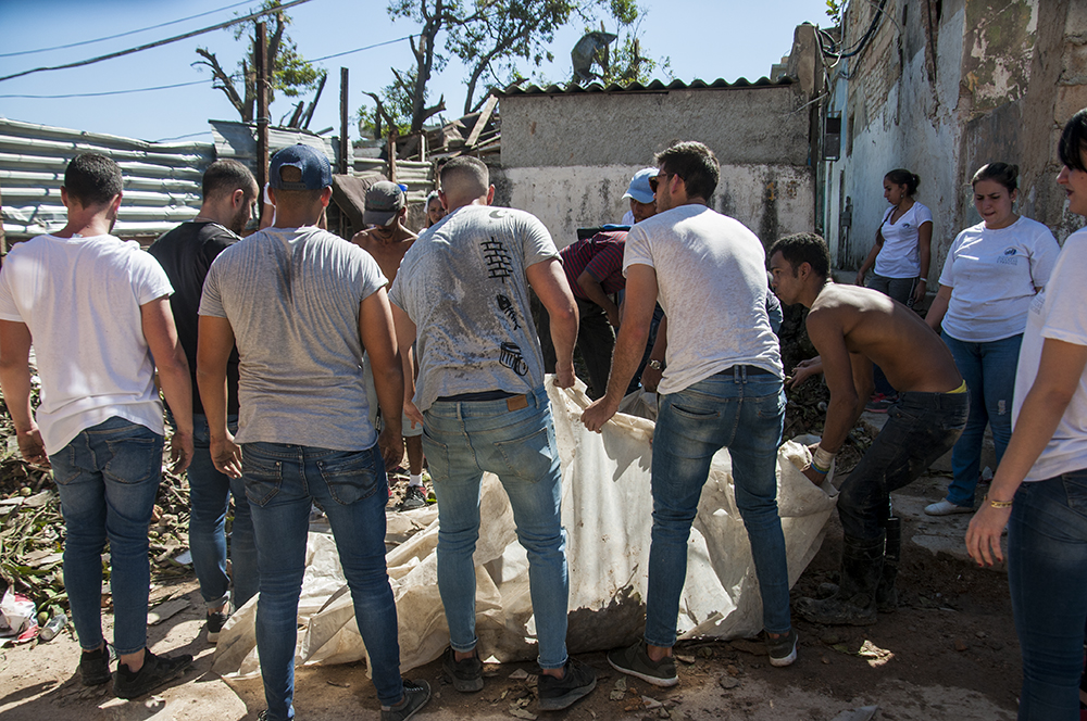 Recuperacion tornado en Luyano 11