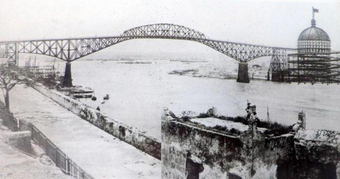 Proyección del puente pensado en el año 1912