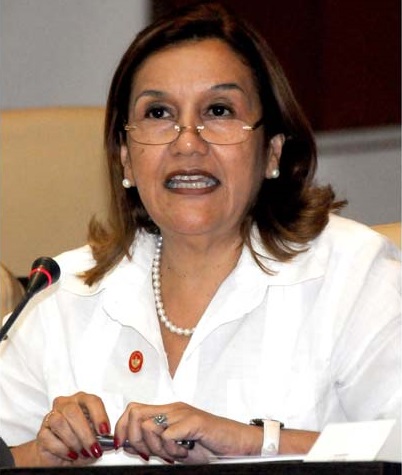 Elba Rosa Pérez-Ministra de Ciencia, Tecnología y Medio Ambiente