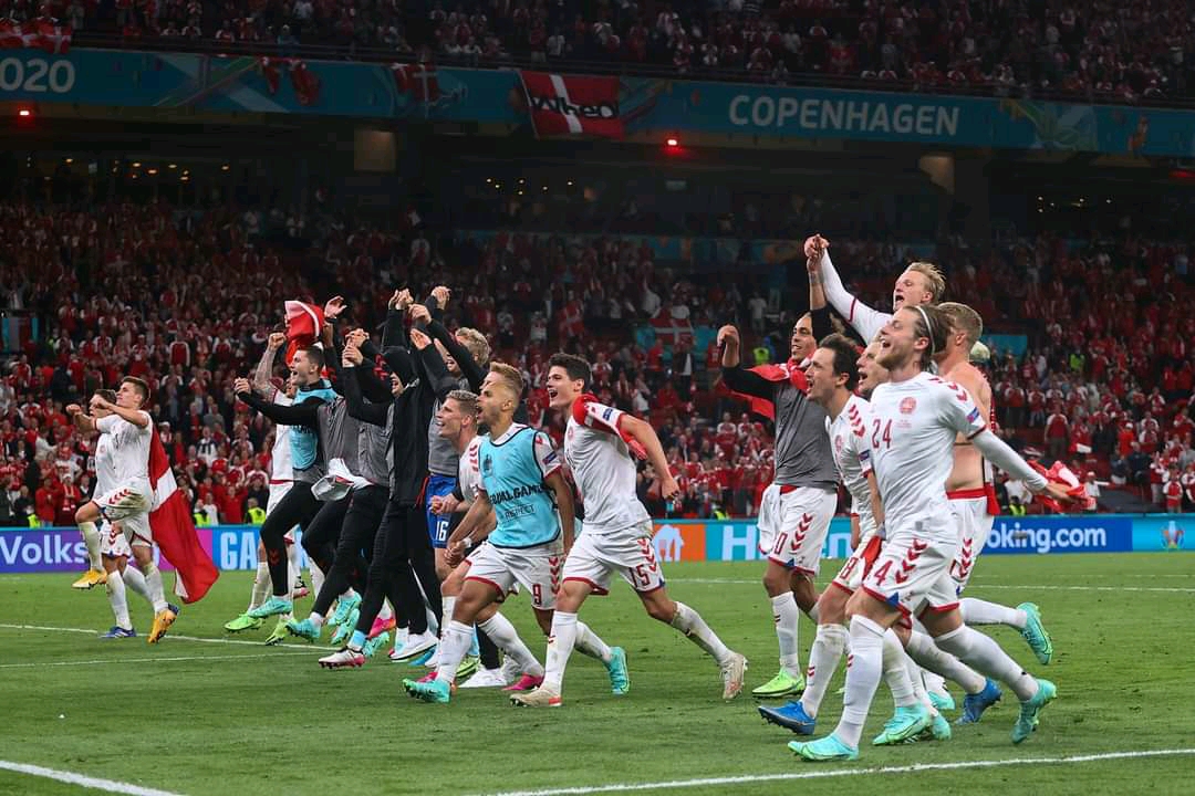 Dinamarca vs Rusia - Eurocopa 2021