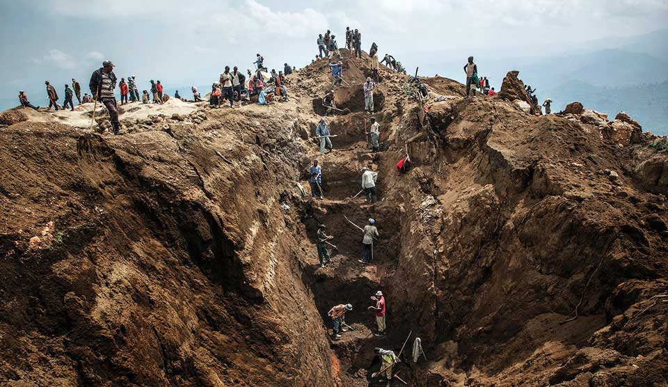 Los conflictos en la RDC se vinculan con sus riquezas minerales. 