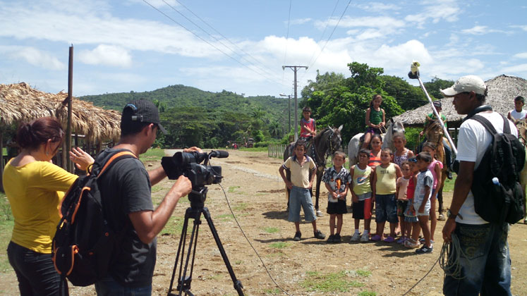 Televisión Serrana con los niños