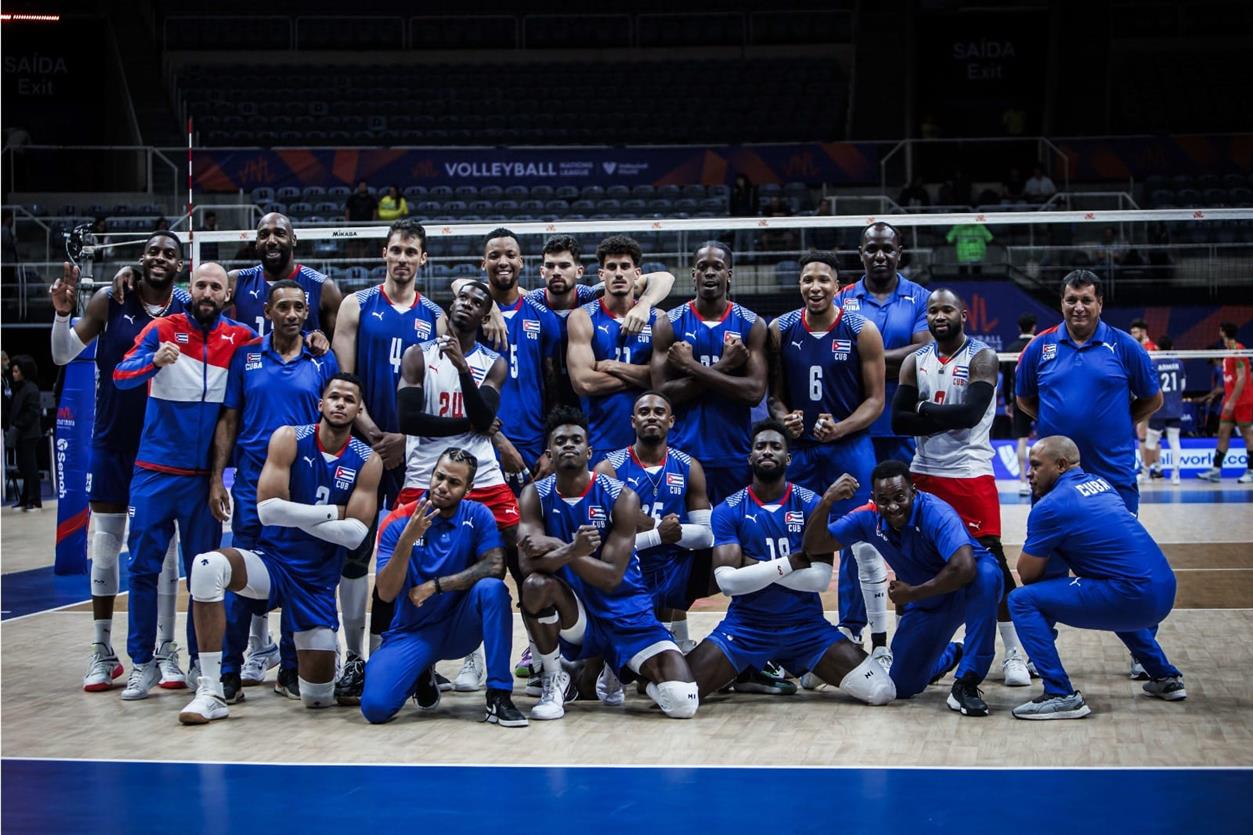 Equipo masculino de voleibol 