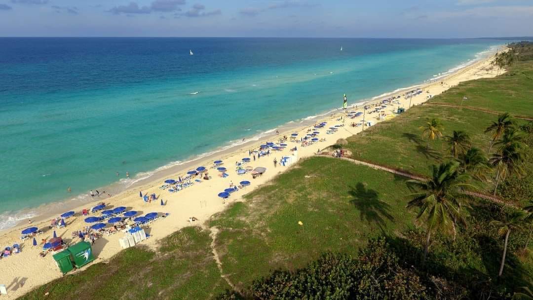 El Tren de la Playa Recesa y Regresará