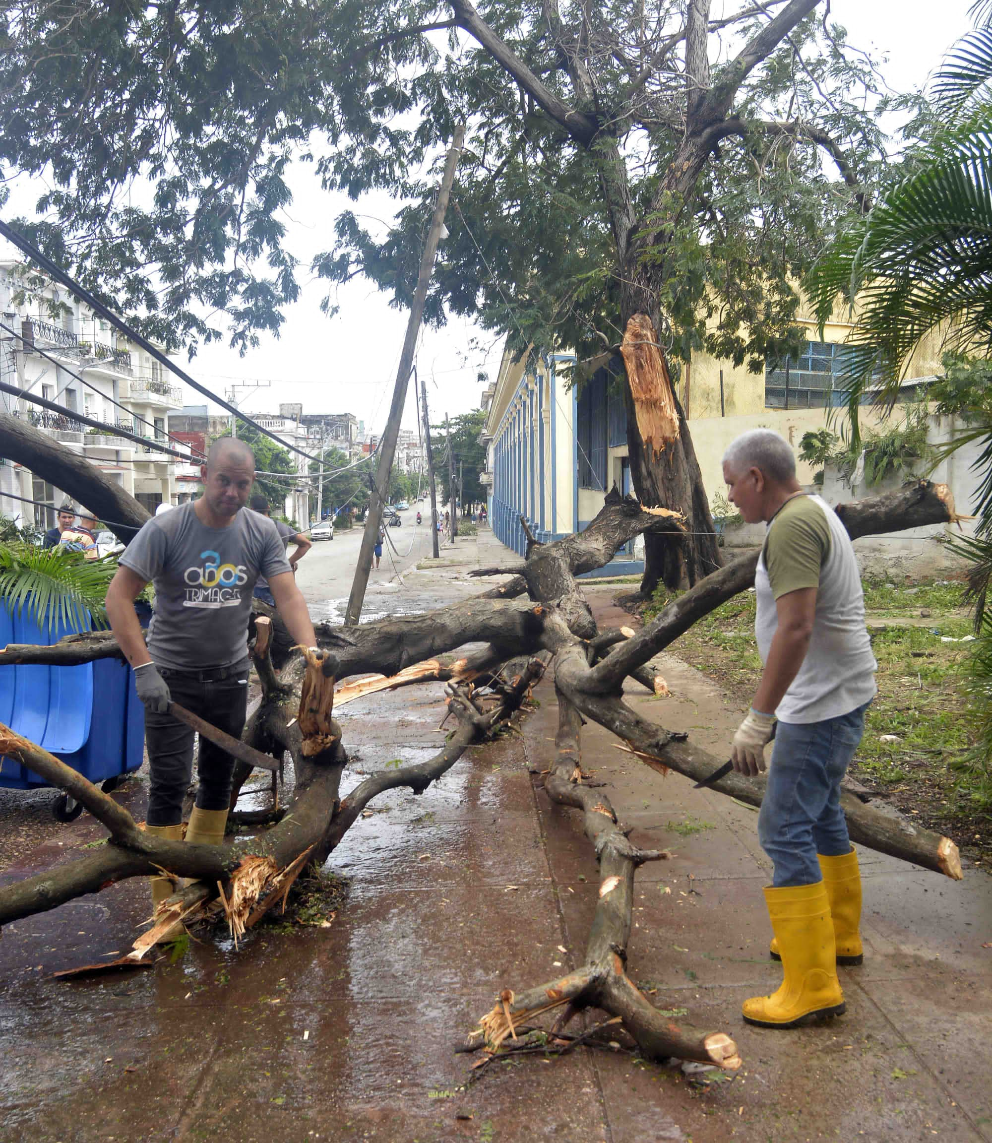 Paso del huracán Rafael por La Habana 