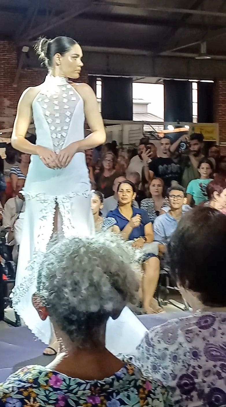 En Línea con la Moda En Línea con la Moda