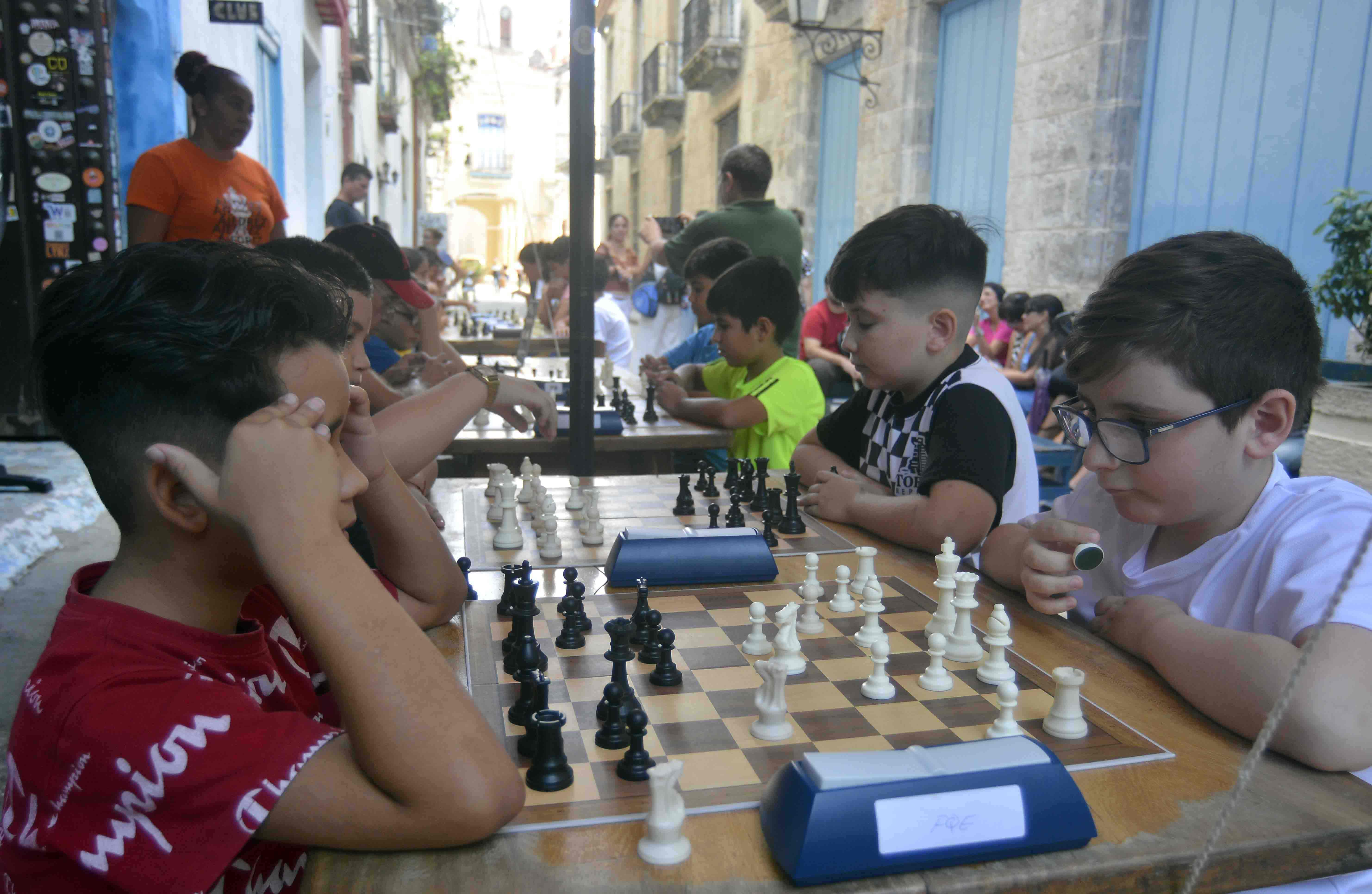 Primer Torneo de Doble Play en Cuba Primer Torneo de Doble Play en Cuba