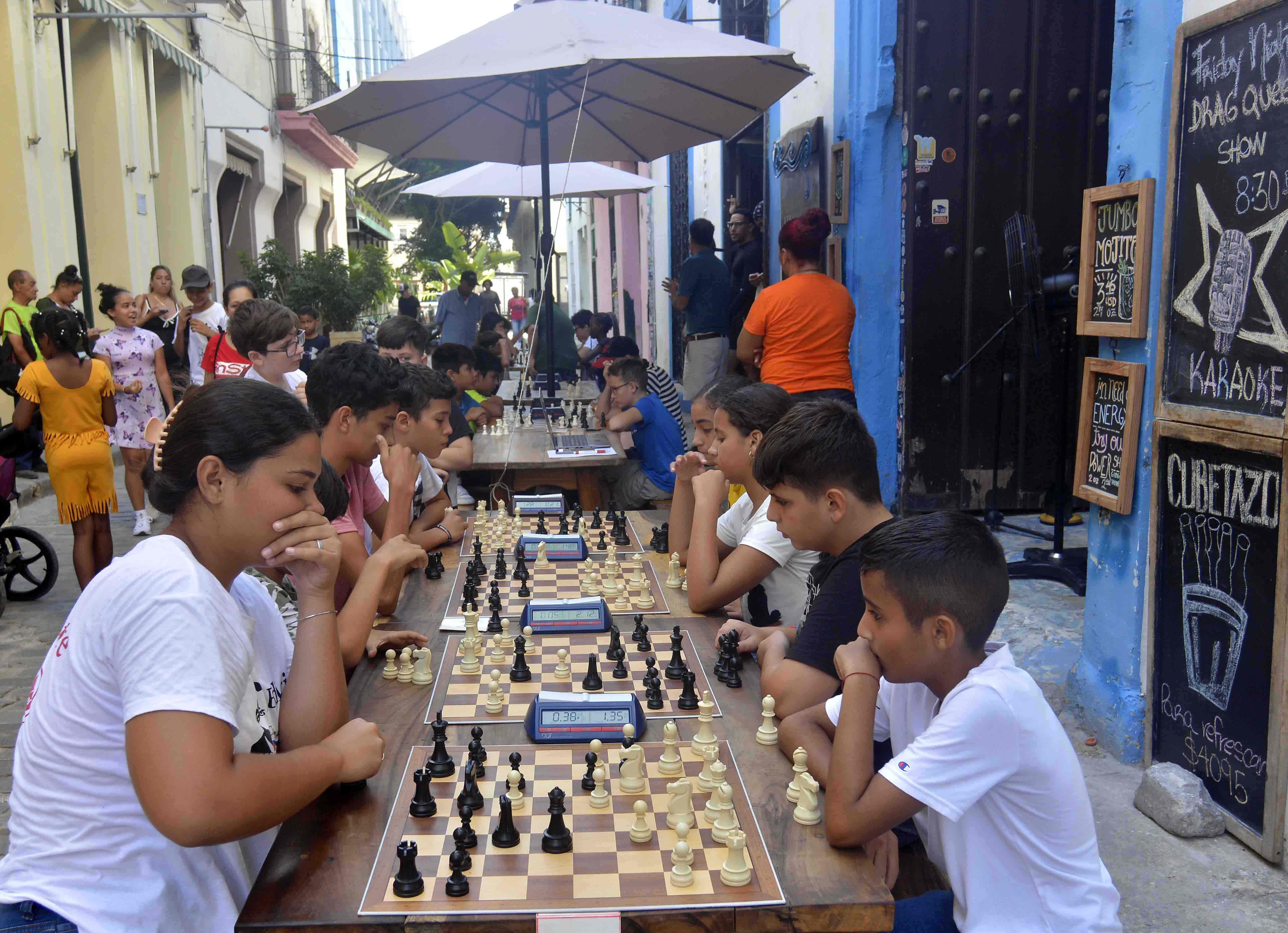 Primer Torneo de Doble Play en Cuba Primer Torneo de Doble Play en Cuba