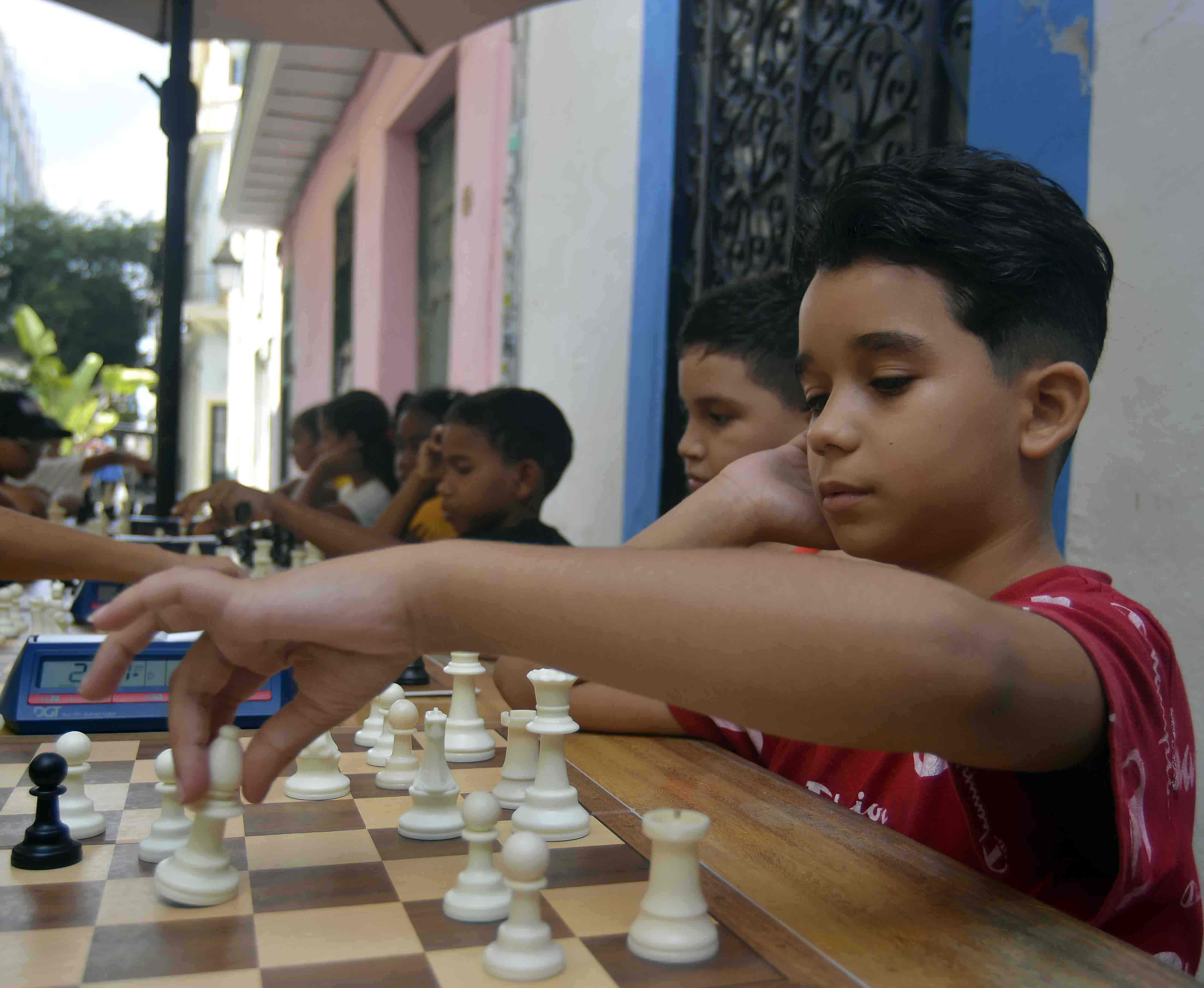 Primer Torneo de Doble Play en Cuba Primer Torneo de Doble Play en Cuba