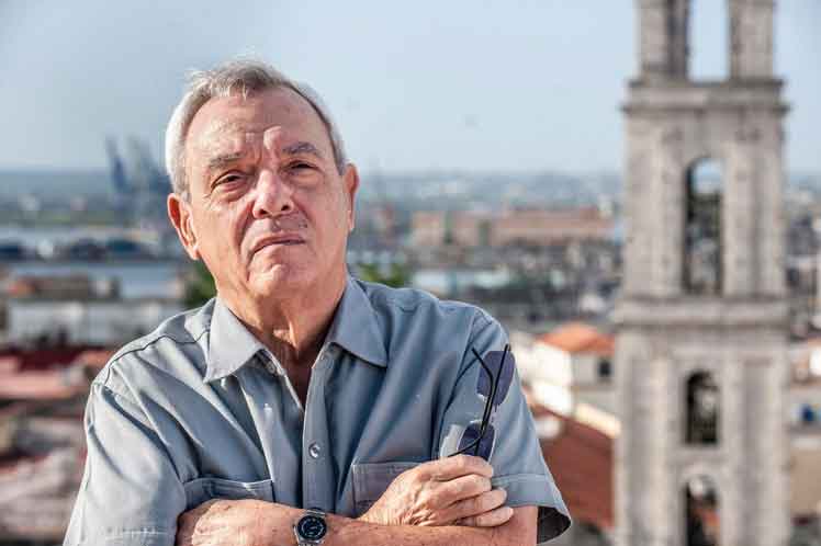 En Imágenes Eusebio Leal y su novia eterna: La Habana 