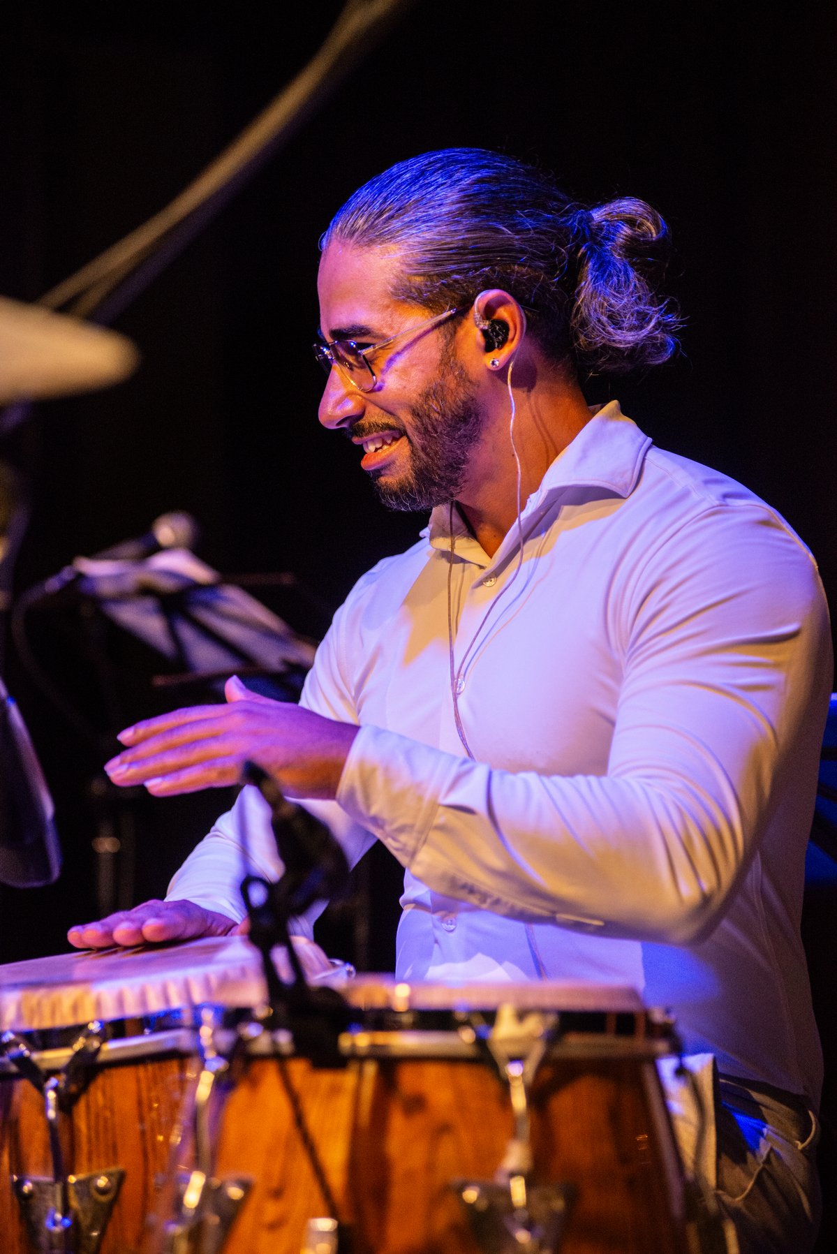 Olokun dio permiso a una quena y un piano. Olokun dio permiso a una quena y un piano.