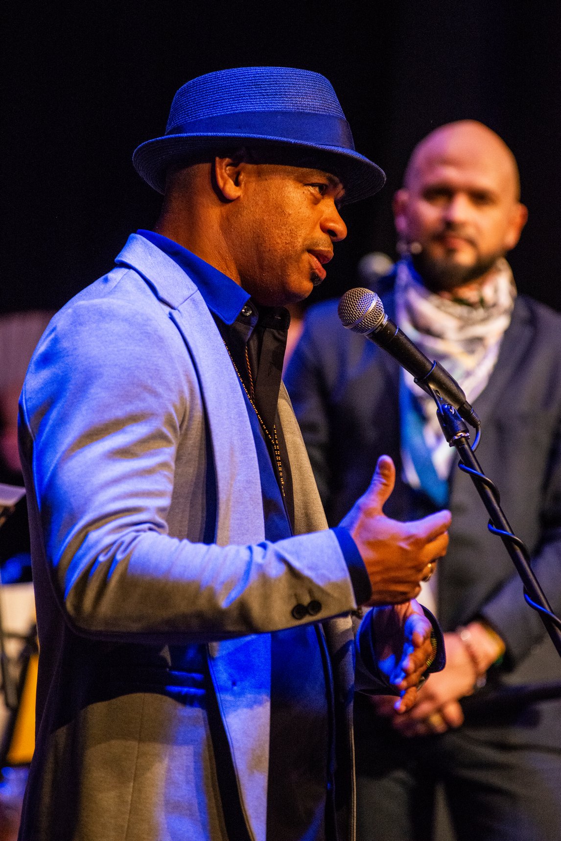 Olokun dio permiso a una quena y un piano. Olokun dio permiso a una quena y un piano.