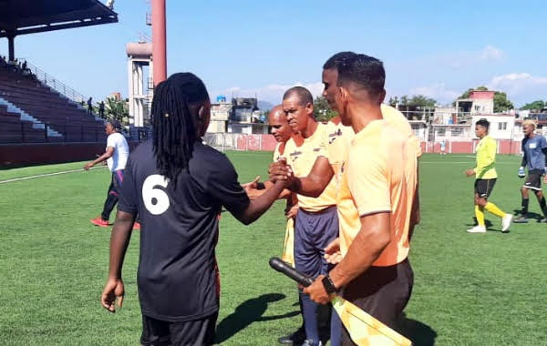 Fútbol: 10 goles en debut del Torneo Clausura  Fútbol: 10 goles en debut del Torneo Clausura