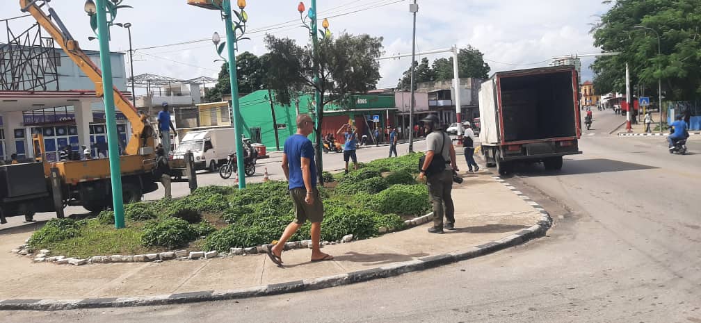 Santiago se prepara ante el inminente paso del huracán Melissa