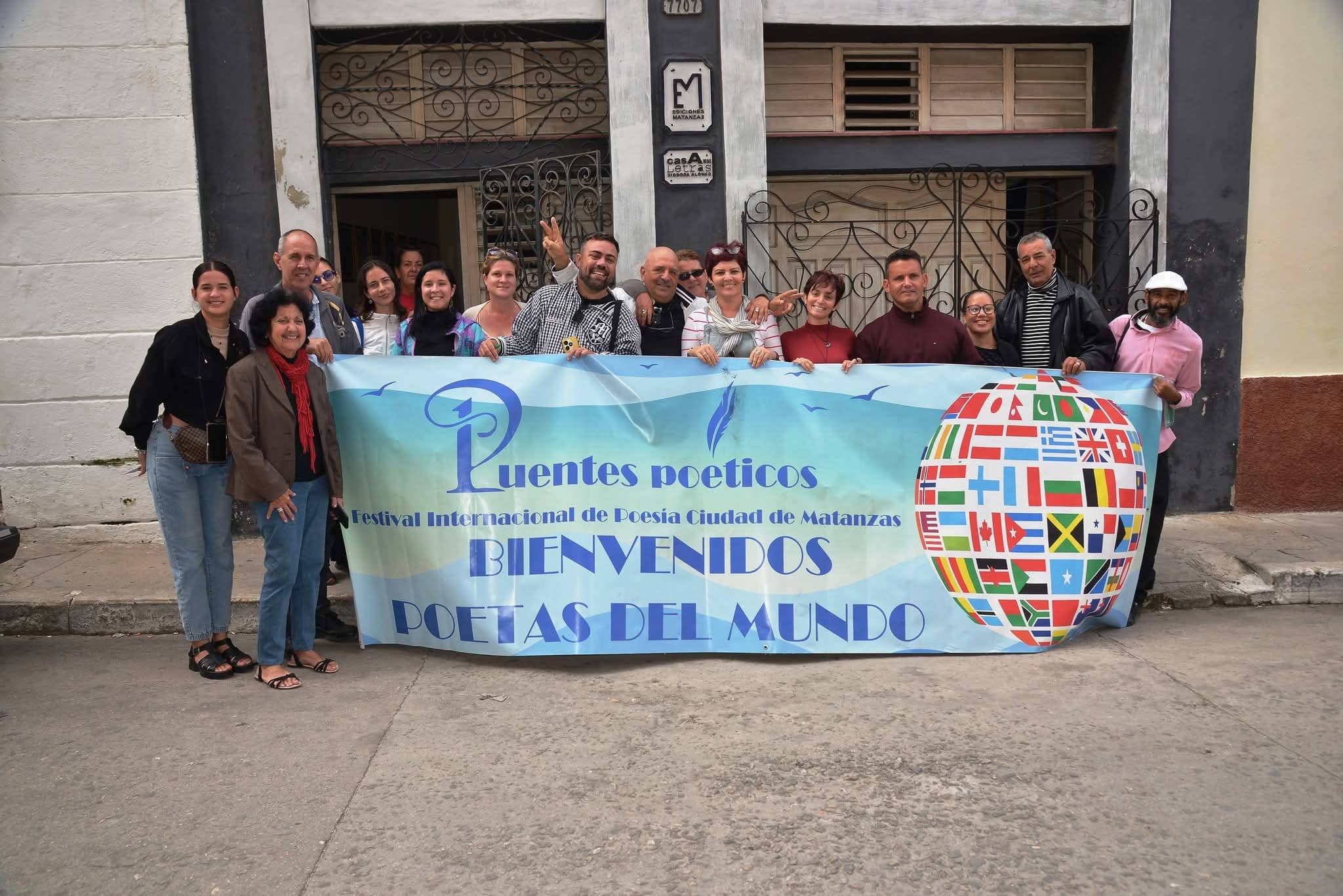 Puentes poeticos Puentes poeticos