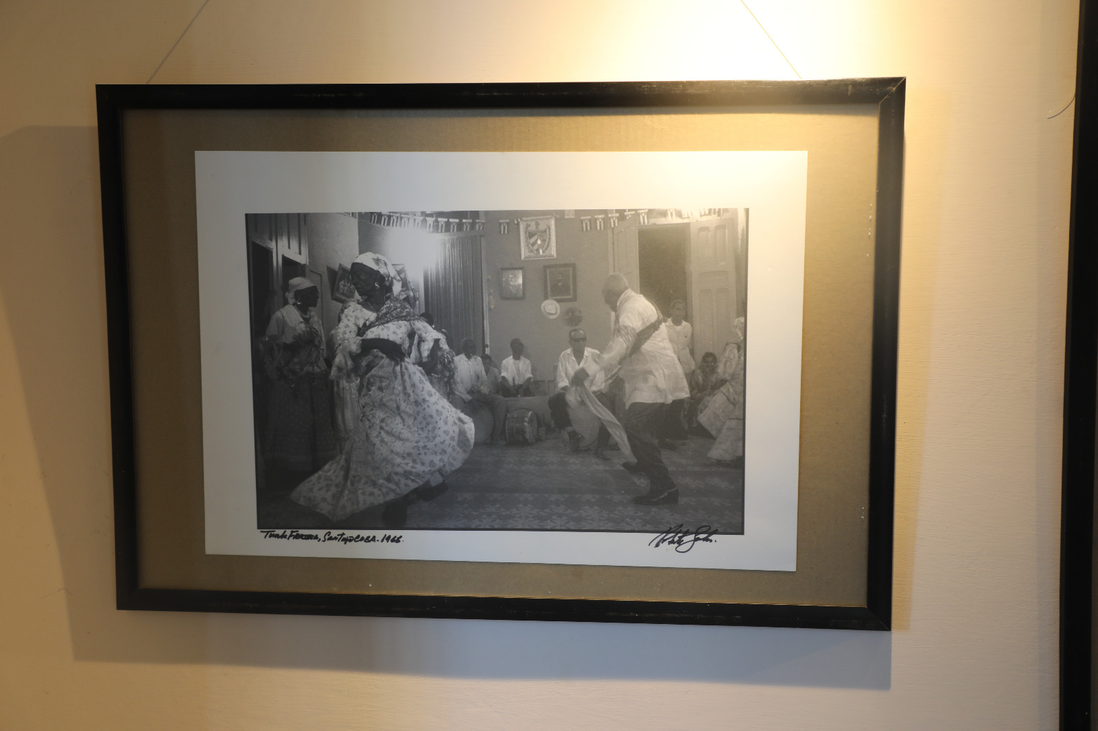 Exposición "Un salón para Salas"